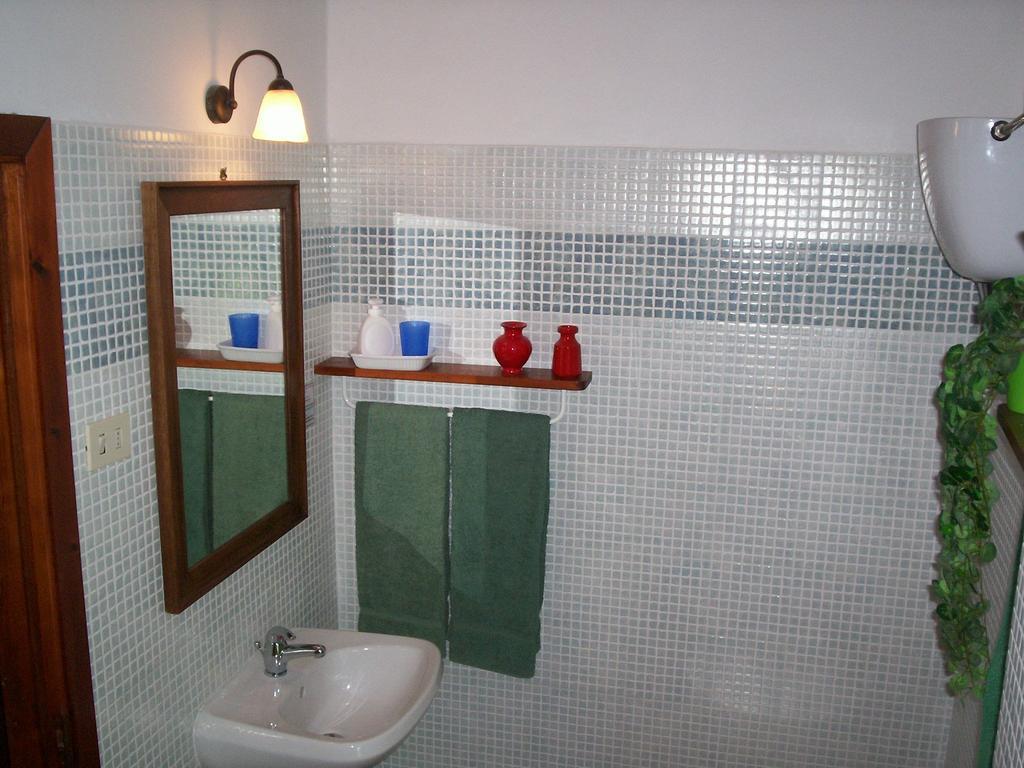 Podere Il Caggio Rooms Σαν Τζιμινιάνο Δωμάτιο φωτογραφία