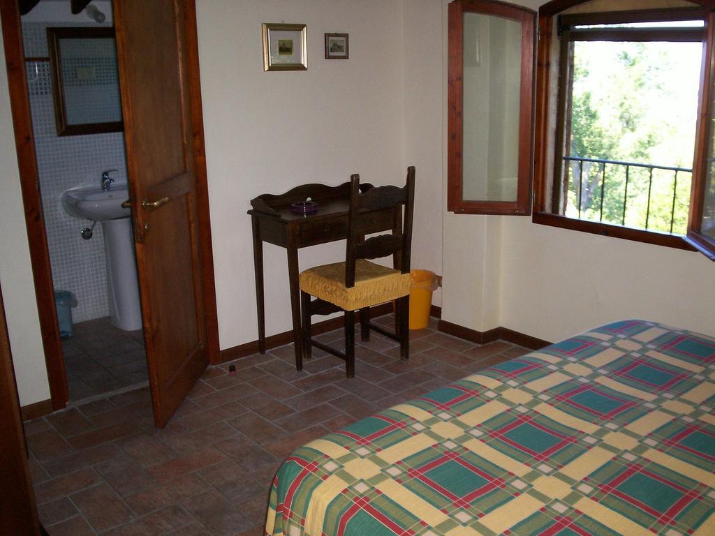 Podere Il Caggio Rooms Σαν Τζιμινιάνο Εξωτερικό φωτογραφία
